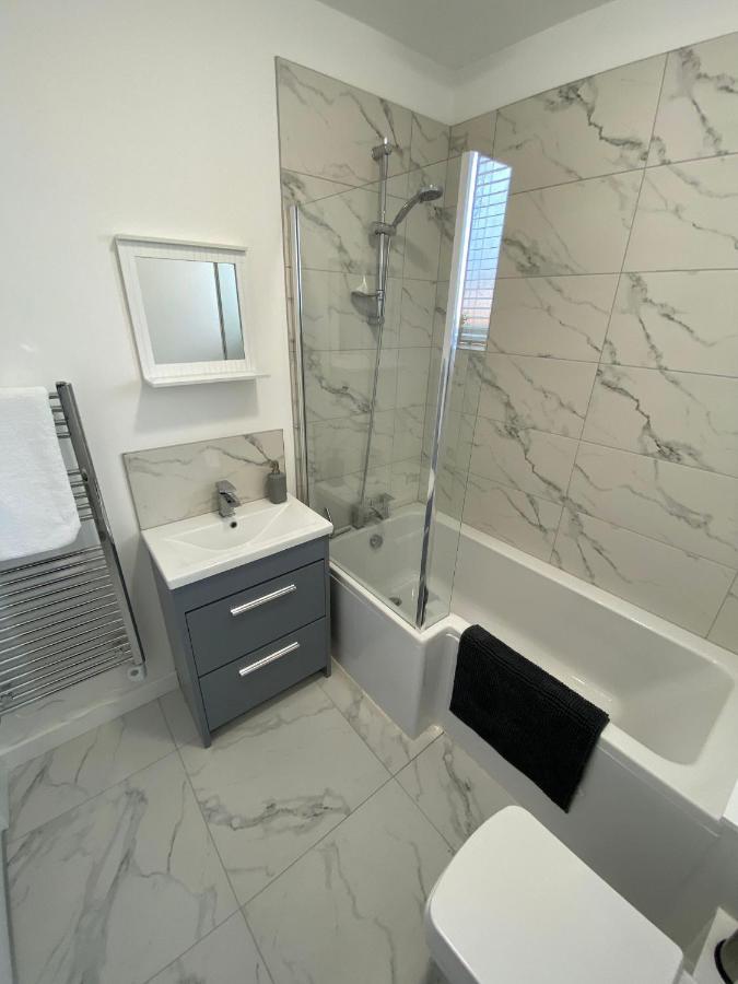 Hu-Thirteen Apt One - Sleeps 4 Διαμέρισμα Hessle Εξωτερικό φωτογραφία